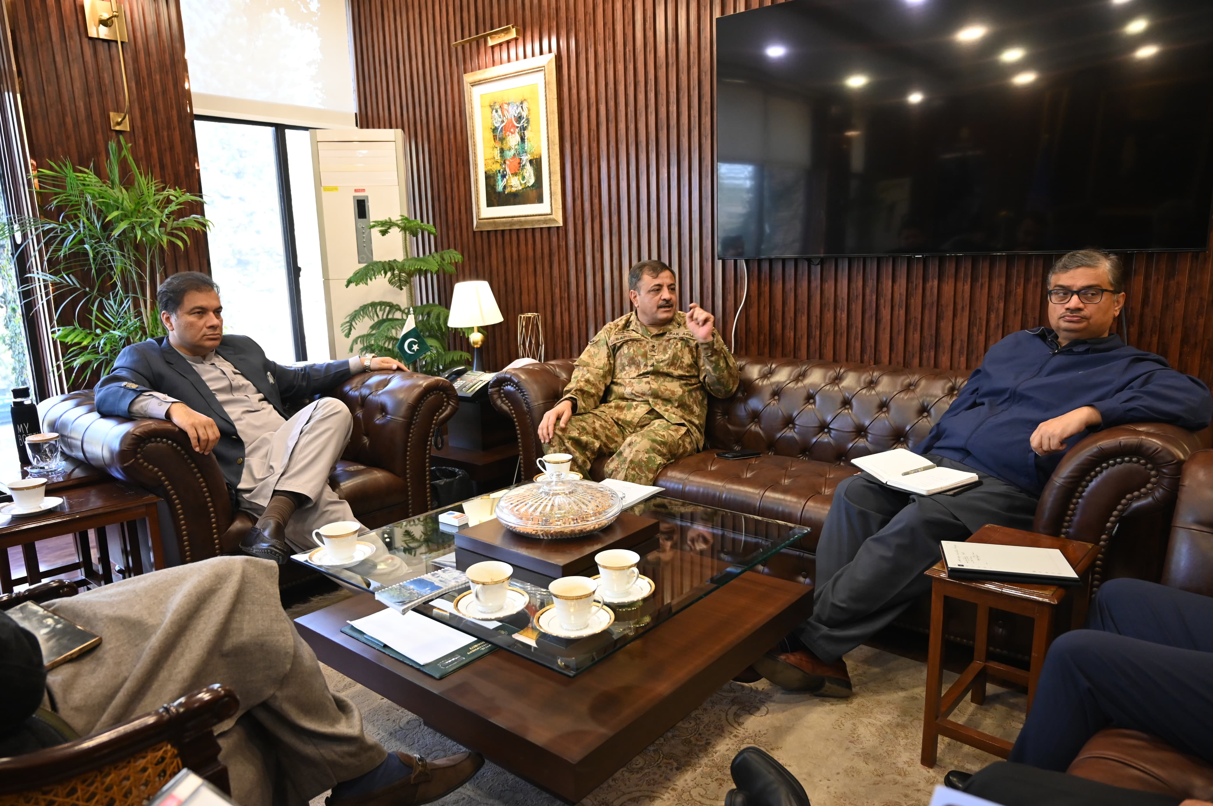 Chairman CDA Had a Meeting With Head of Survey General of Pakistan to Enhance Mutual Cooperation and Discussed Obtaining 3D Maps and Imageries for Islamabad