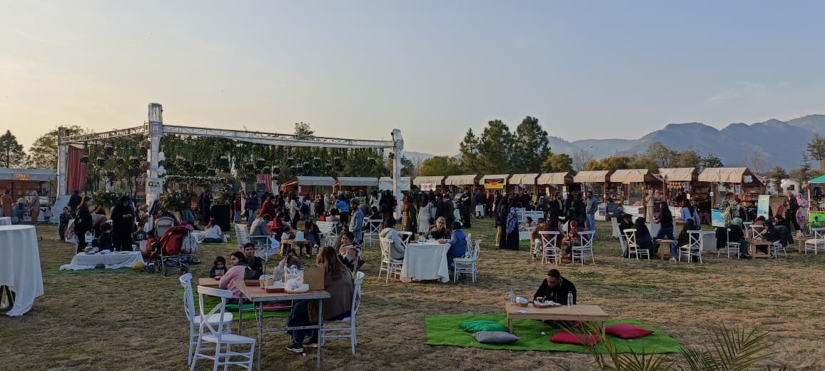 CDA Organizes Student-Focused Community Market at Fatima Jinnah Park to Promote Youth Entrepreneurship