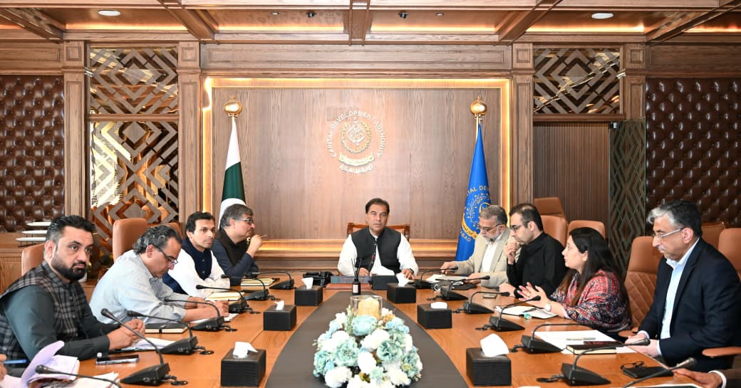 CDA Chairman Reviews Progress on BHUs, E-Libraries and Emergency Rescue Stations in Islamabad