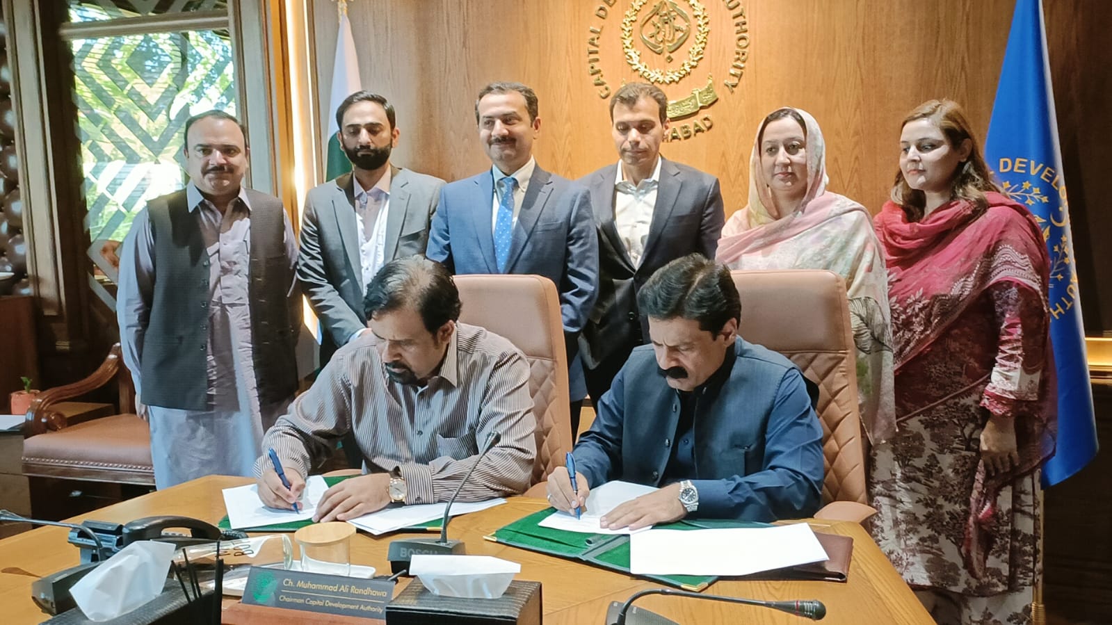 ICT Administration and Punjab Land Records Authority Sign Agreement to Introduce E-Stamp Paper System in Islamabad